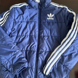 Puffer jacket with hood